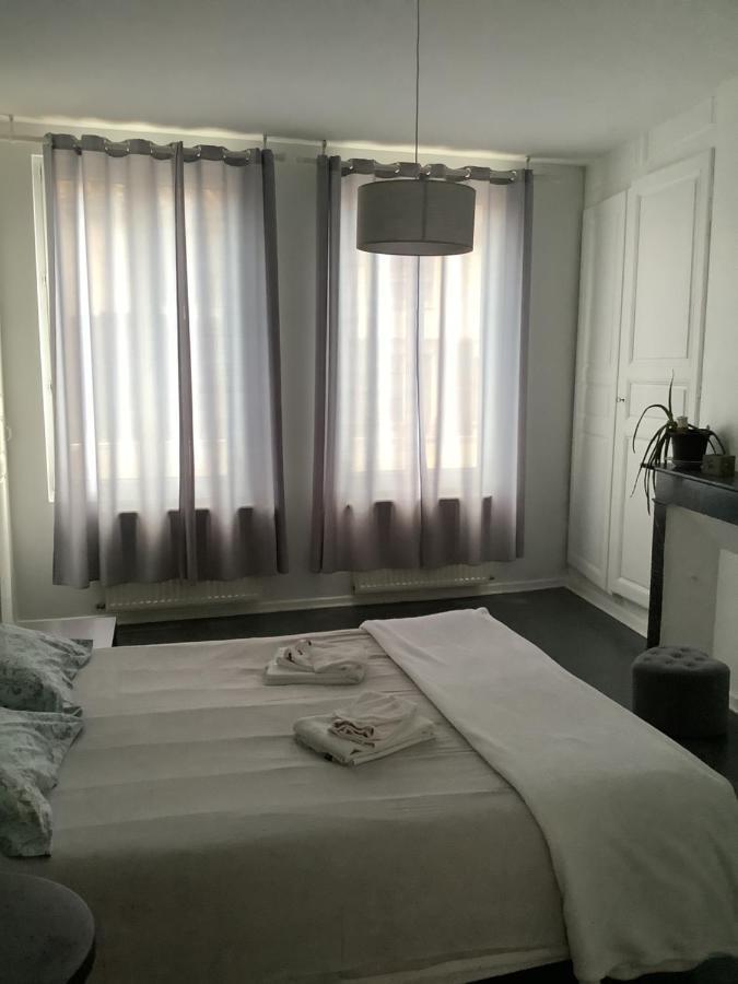 Le Sarment Apartment แซงต์-เมเนออูลด์ ภายนอก รูปภาพ